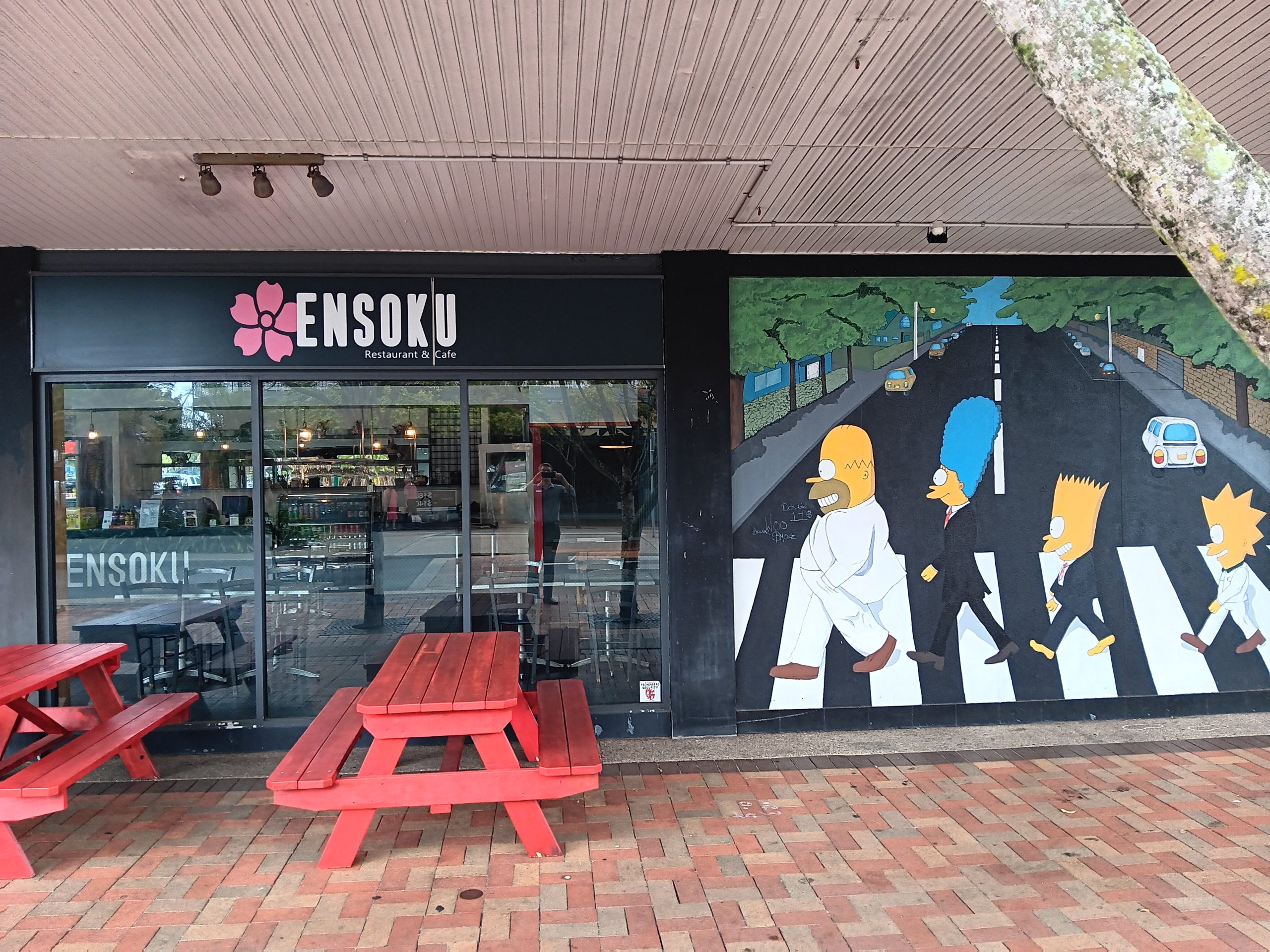 Bundaberg Commercial Two shops available in Tannum Sands Central shopping centre